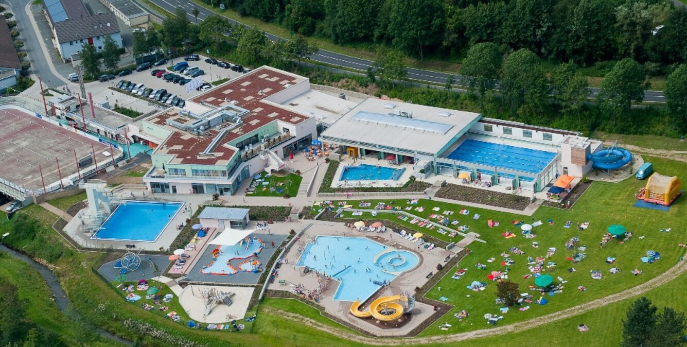 Freibad von oben