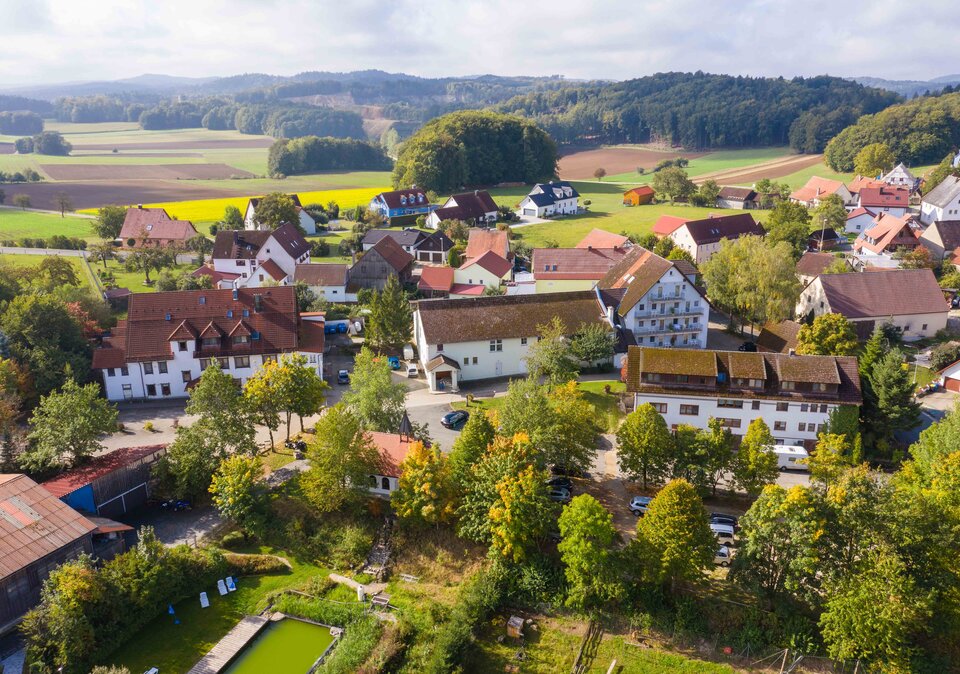Hotel und Umgebung von oben Hotel und Umgebung von oben