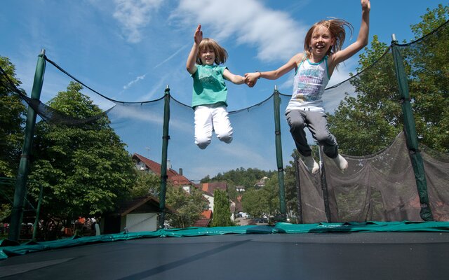 Trampolin springen