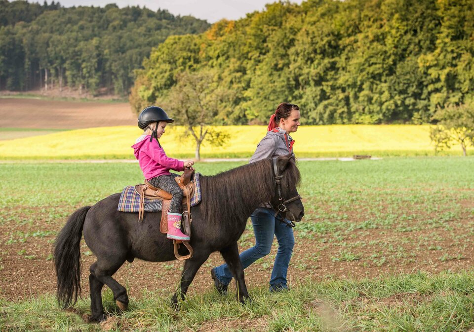 Ausritt mit dem Pony