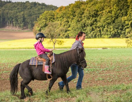 Ausritt mit dem Pony