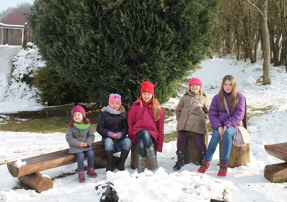 Kinder im Schnee